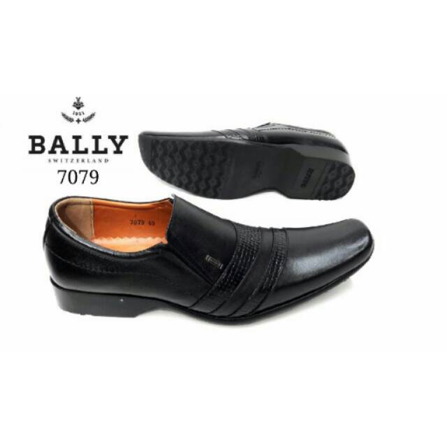 Sepatu pantofel bally