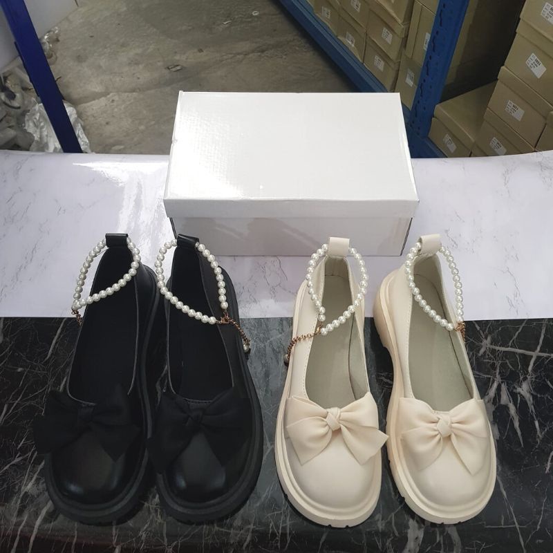 Sepatu Wanita Import 0214830 Sepatu Docmart Dengan Mutiara