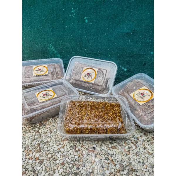 

Sambal Pecel Madiun / Bumbu Pecel Madiun Bu Ning dengan kacang sangrai berat 200 gr