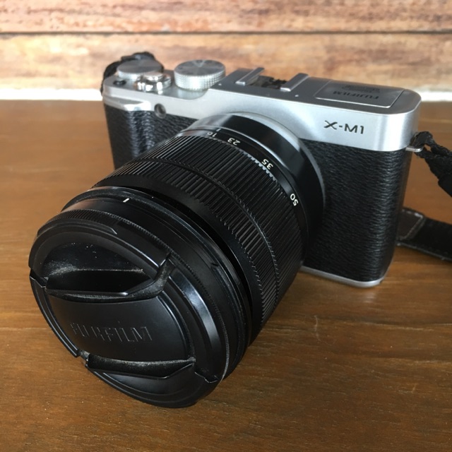 Kamera Mirrorless Fujifilm XM1