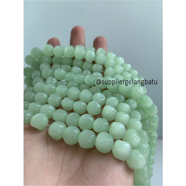 Bahan batu SOFT GREEN cat eye 10mm BULAT CUTTING mata kucing HIJAU bahan kalung gelang anting strap mask kerajinan tangan craft citayam fashion week etink vintage elegan bali manik crystal