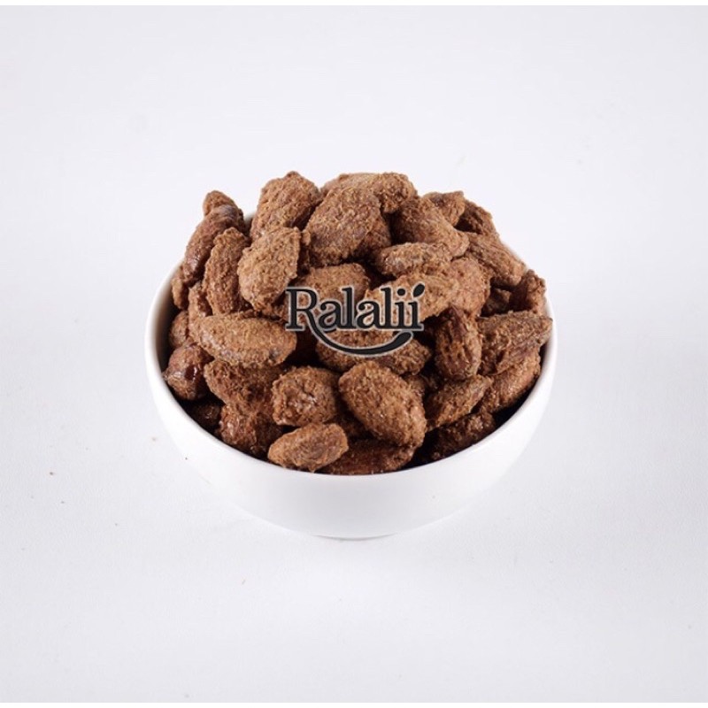 

Ralalii Almond Panggang / Roasted Almond Rasa Jahe Caramel 500 gr