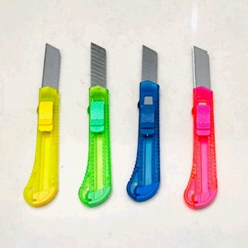 HARGA 1PCS Cutter Besar Warna Warni Piso Warna Random