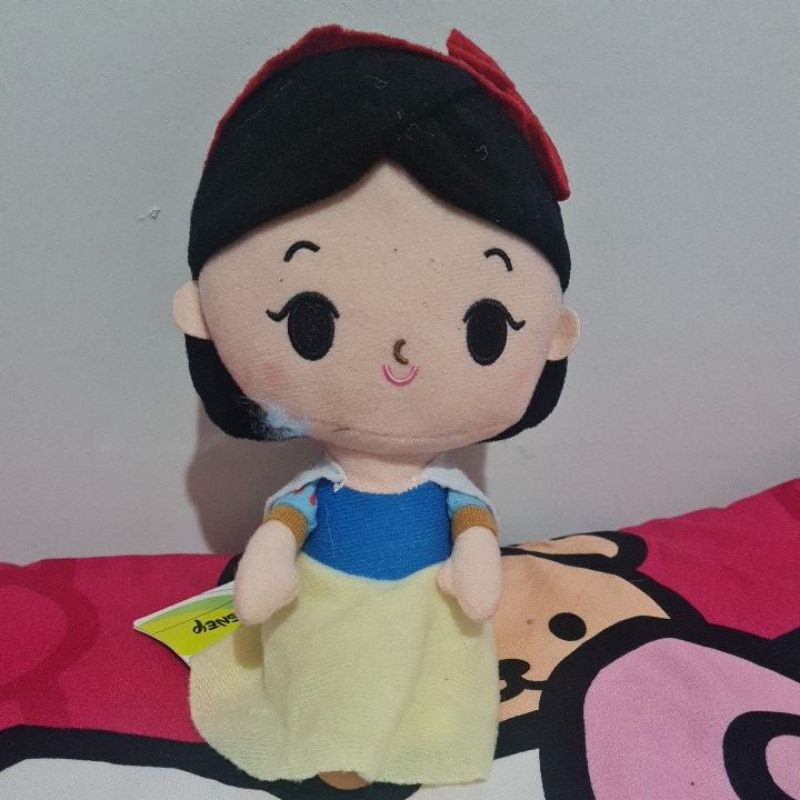 Boneka Snow White ori Disney