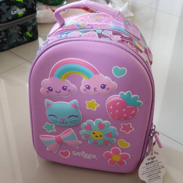

Smiggle Lunchbox hardtop stylin