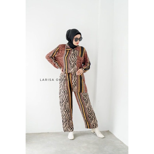 Larisa one set by yayoe hijab