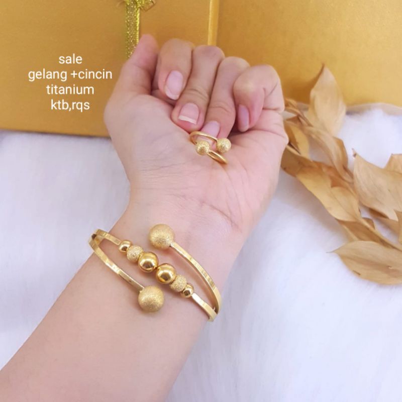 Gelang +cincin titanium Boba,aigner TIDAK luntur, yg lagi hits ditoko emas,