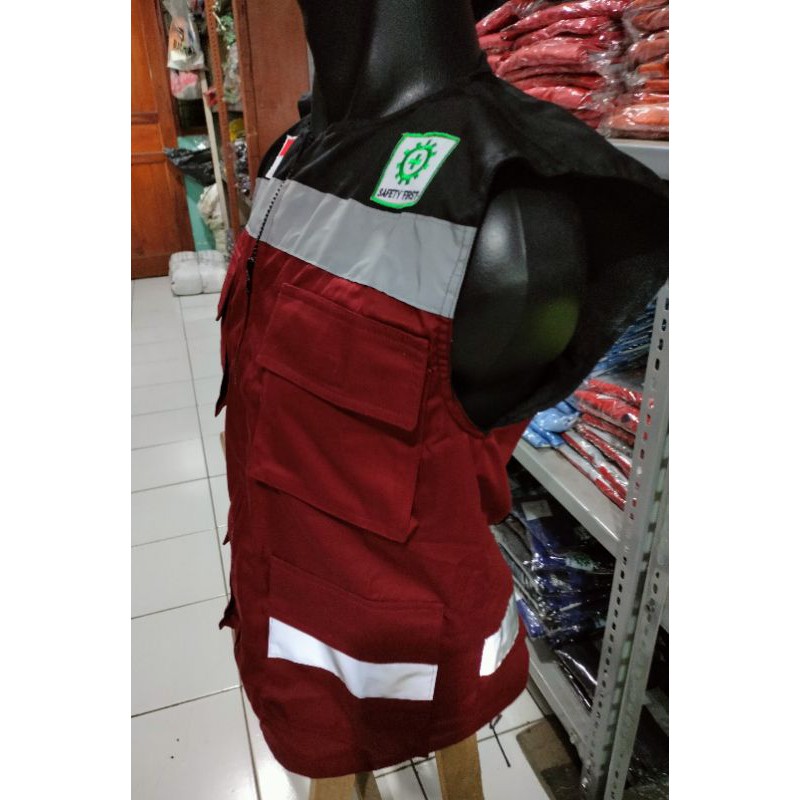 ROMPI SAFETY BAHAN DRILL MARON HITAM PAKAI FURING BERLOGO K3 BENDERA