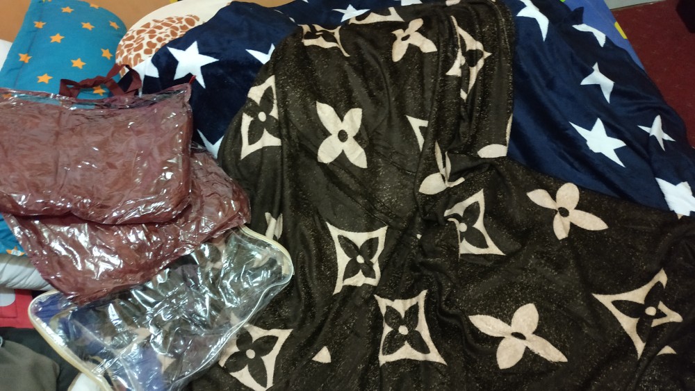 Tas Mika Packing Selimut