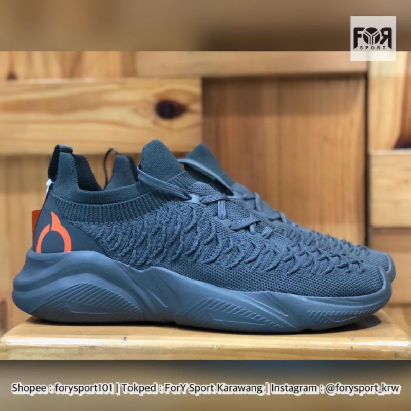 SEPATU RUNNING ORTUSEIGHT SPRING 2021 GALACTIC - GUNMETAL