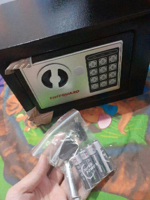 Brankas Mini Electric Password Safe Deposit Box 4.6l - 17e - Black<br />