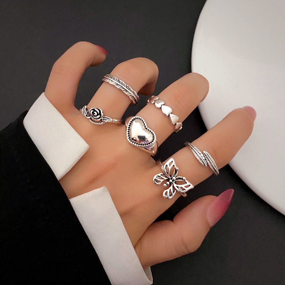 Set Perhiasan Cincin Knuckle Bentuk Bunga Mawar Kupu-Kupu Hati Warna Silver Gaya Punk Vintage Untuk Wanita