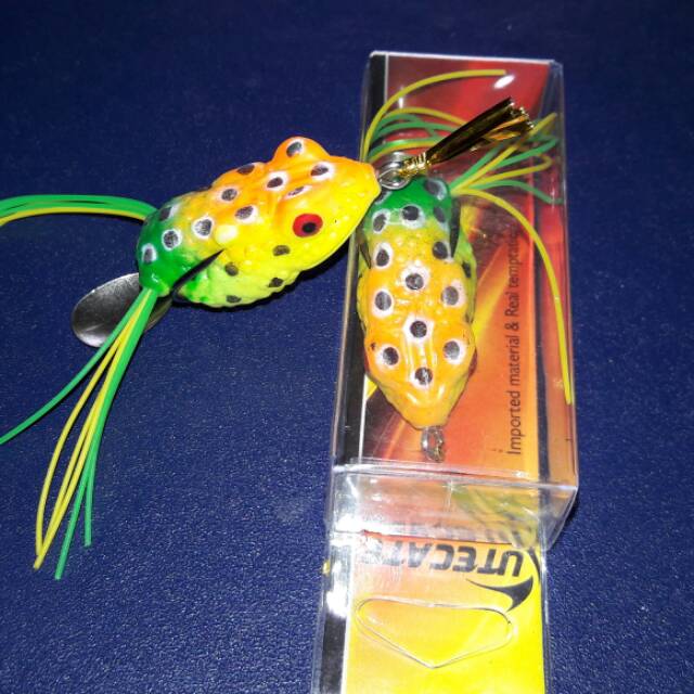 Kodok palsu/umpan casting bahan lembut.