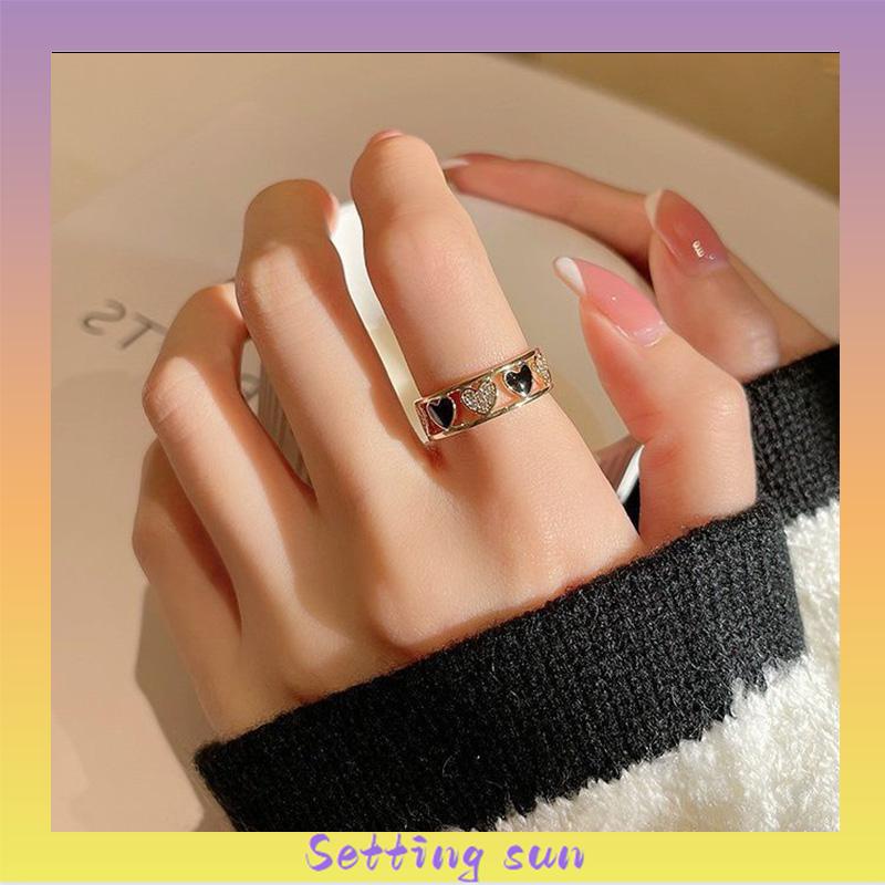 Cincin Ringan Mewah Hollow Keluar Berlian Imitasi Cinta Chic Advanced Adjustable Cincin Wanita TN