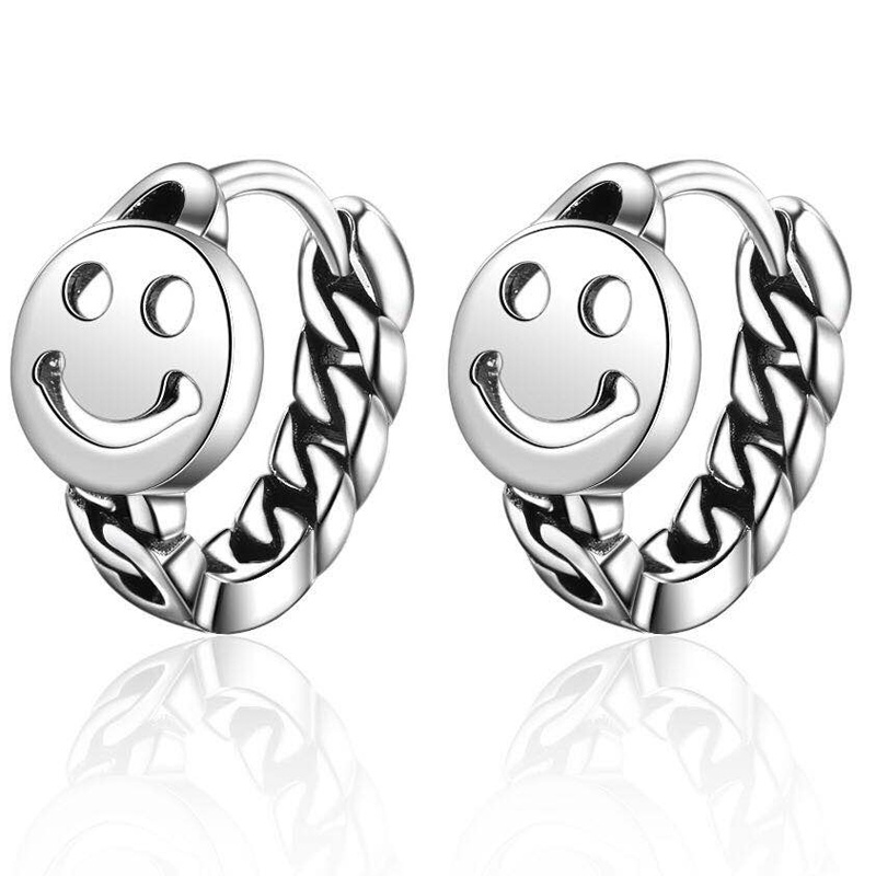 Anting Desain Smiley Gaya Retro
