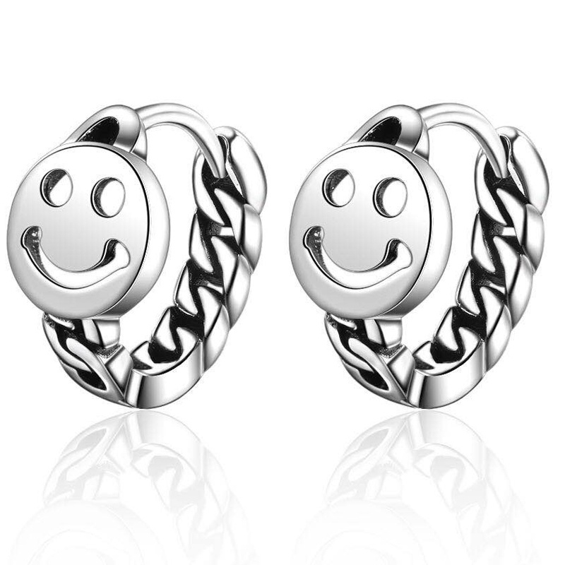 Anting Desain Smiley Gaya Retro