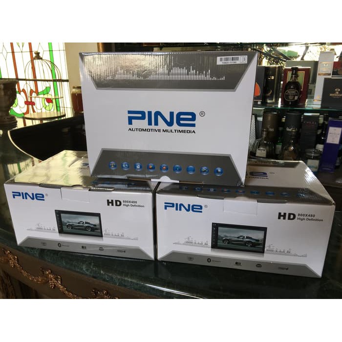 TV Mobil Universal / Pine 6.8" Double Din / 2 Din Head Unit DVD /