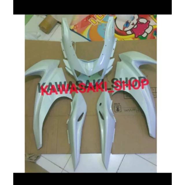 fairing sayap ninja rr new coak putih atau fairing coak ninja rr new putih original kawasaki