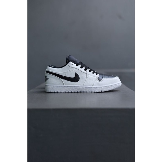 Nike Air Jordan 1 Low White Black