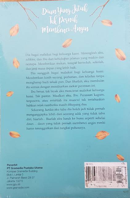 Buku Novel Daun Yang Jatuh Tak Pernah Membenci Angin Ori Segel Shopee Indonesia