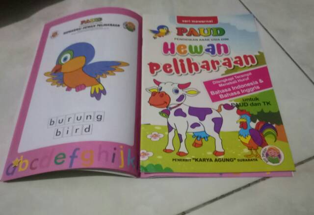 buku belajar mewarnai dan menulis-buku mewarna dua bahasa 32 halaman ukuran 28x18 cm