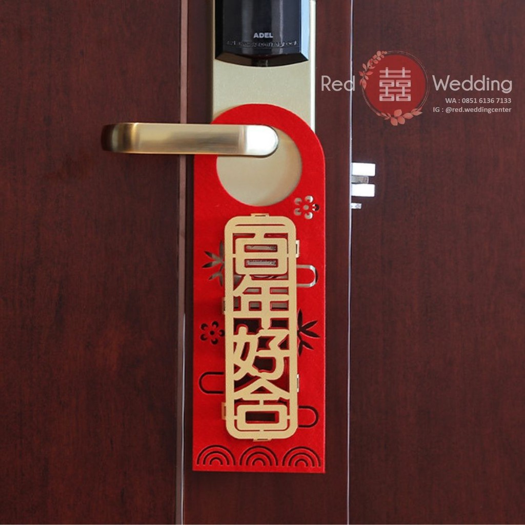 Gantungan Pintu Wedding Warna Merah Kombinasi Gold Glitter