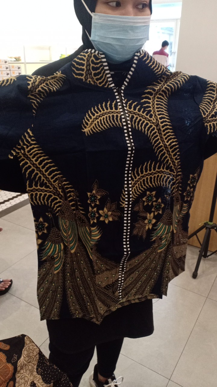 Blouse Kancing Wanita Terbaru (diskon) Realpick Sesuai Gambar.batik Pekalongan.bisa Cod Bahan Katun