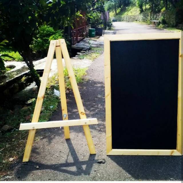 

Standing tripod kayu papan tulis kapur