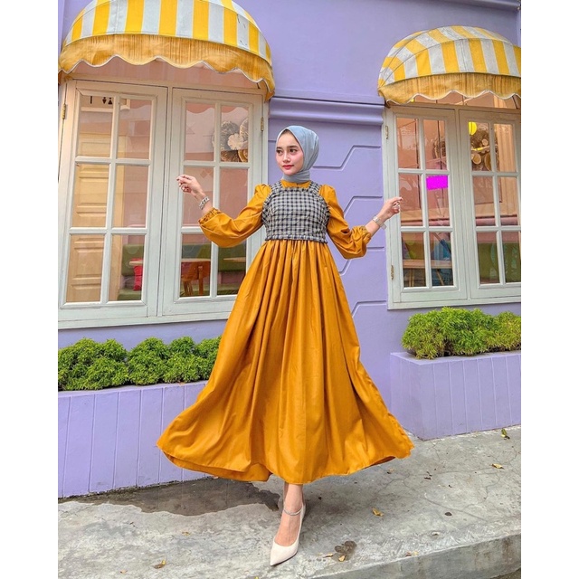 Mahira dress dan rompi (untuk satu set CO terpisah)