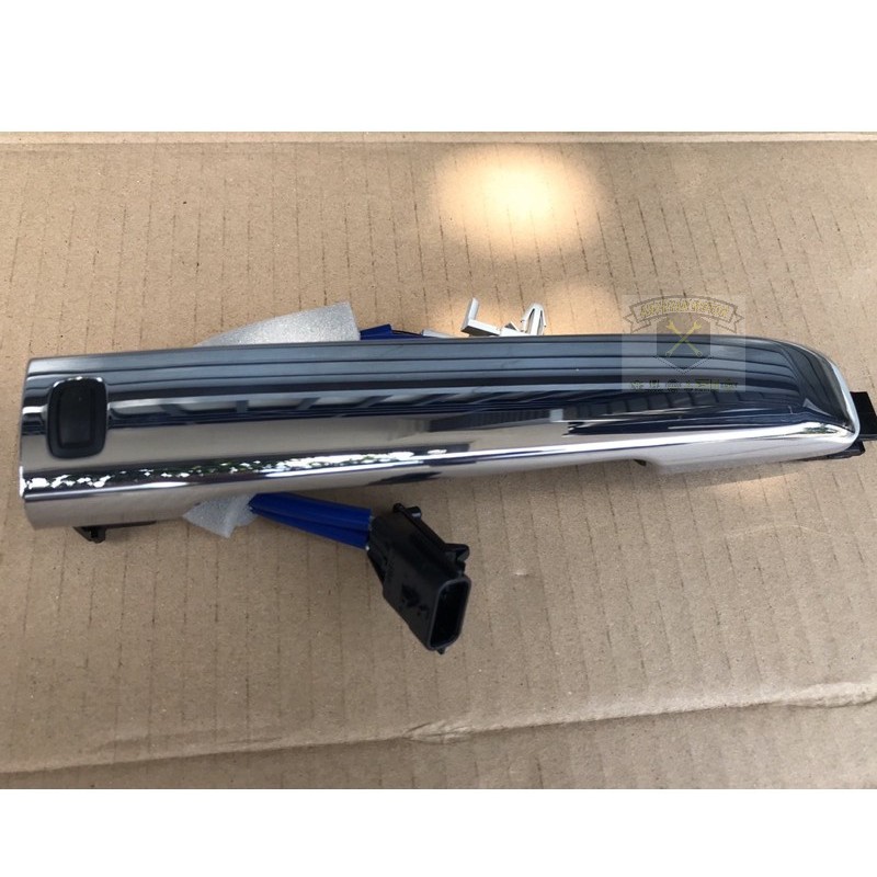 Handle pintu depan Nissan Serena C26 - Chrome