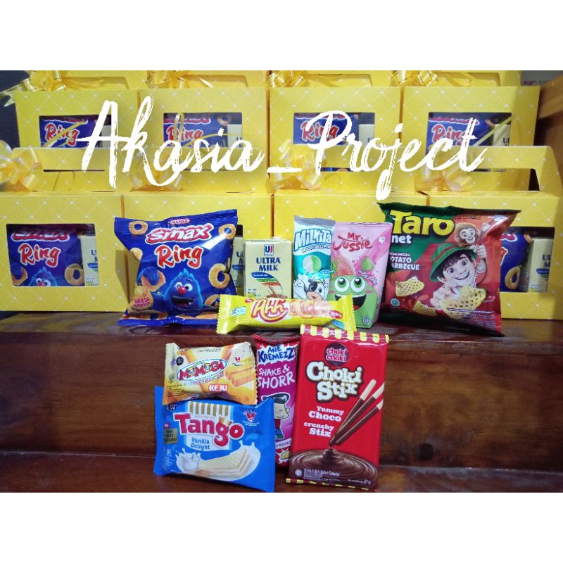 

paket snack ulang tahun anak custome warna box/goodie box ultah/hampers ultah/bingkisan ultah/hampers santunan/hampers tasyakuran