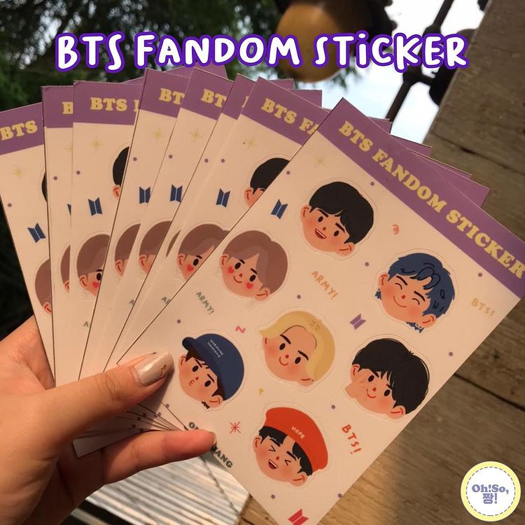 BTS FANDOM KISS CUT STICKER ARMY