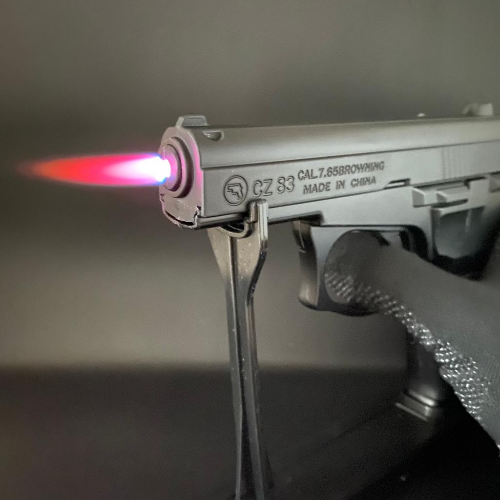 KOREK API PAJANGAN PISTOL Z 83 KOREK API GAS ISI ULANG KOREK API UNIK DAN KOLEKSI ANTIK