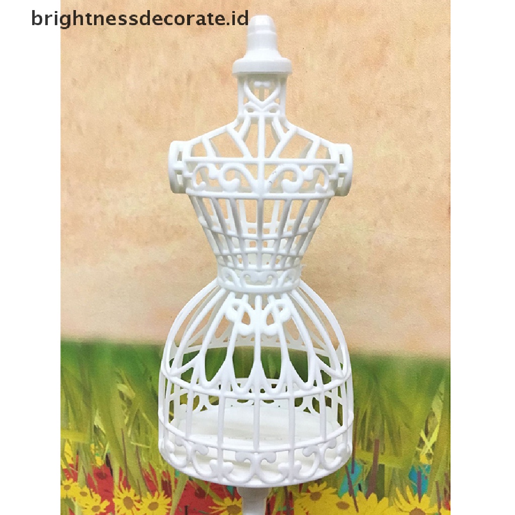 Gantungan Baju Bahan Plastik Untuk Boneka