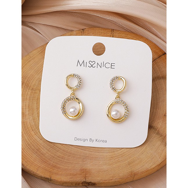 LRC Anting Tusuk Fashion Gold Color Circle Diamond Pearl P71867