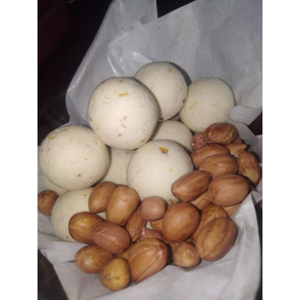 

BOLA-BOLA SUSU RASA KACANG (PREMIUM)