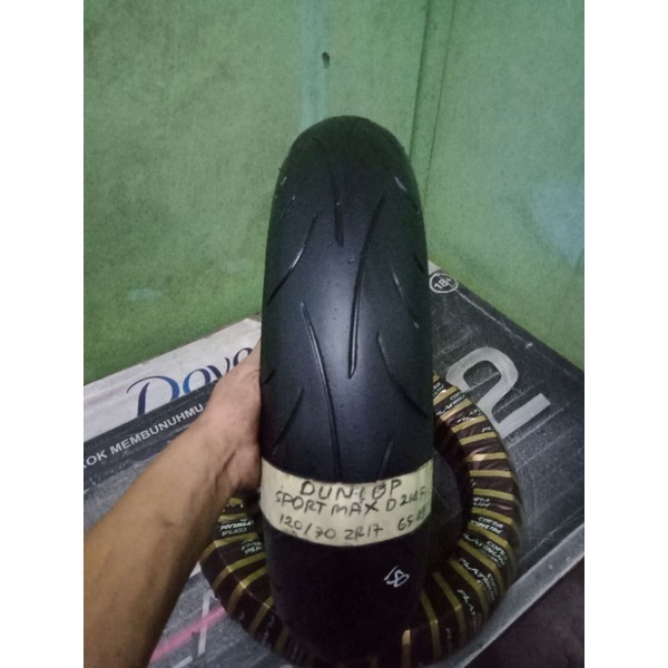 Ban bekas Limbah Moge. Dunlop sportmax D214F  uk 120/70-ZR17. not battlax Dunlop custom sinko Avon P
