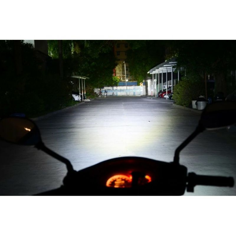 Lampu motor depan LED kendaraan  besar ORIGINAL TURBO TERANG dan Scoopy F 1 H4