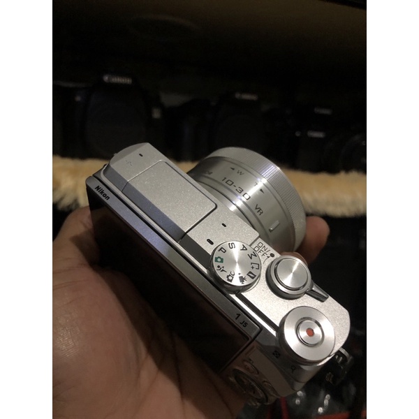 kamera mirorles nikon j5 wifi like new normal siap pakai