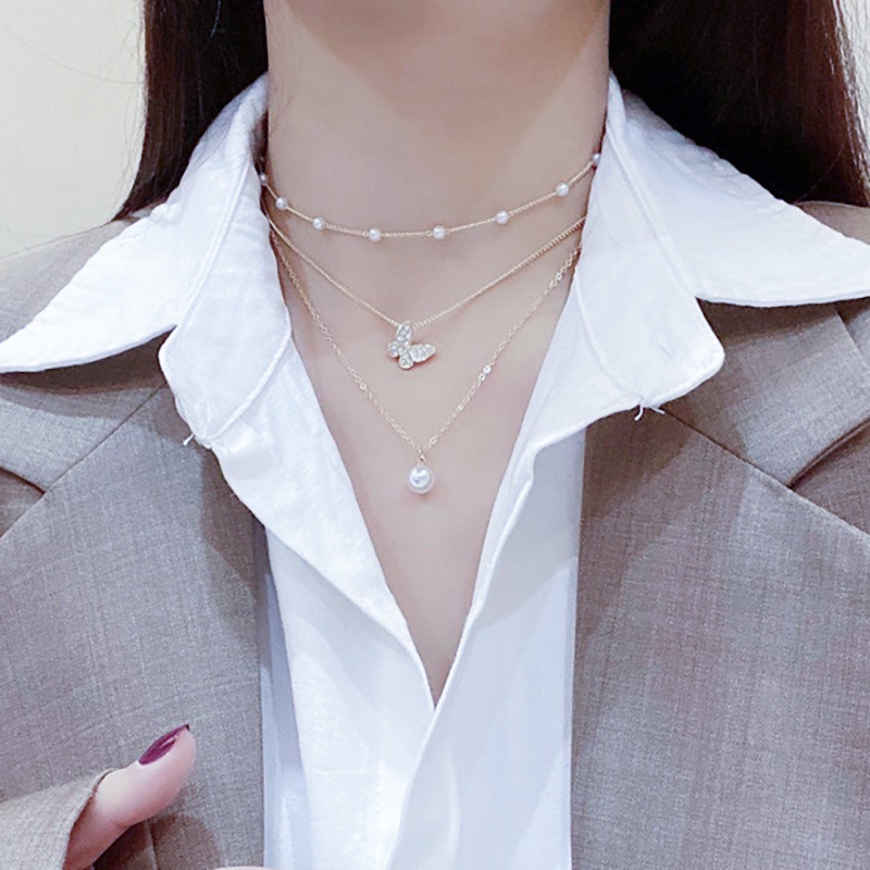 Kalung Rantai Multilayer Aksen Kupu-Kupu Mutiara Gaya Korea