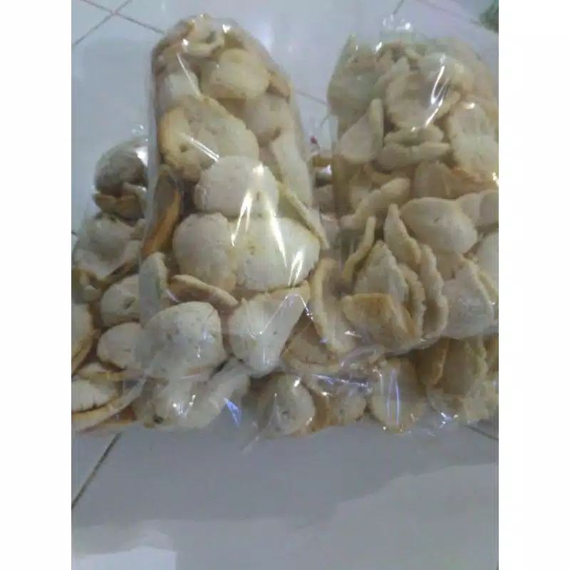 

kerupuk payus/bandeng laut 250 gram