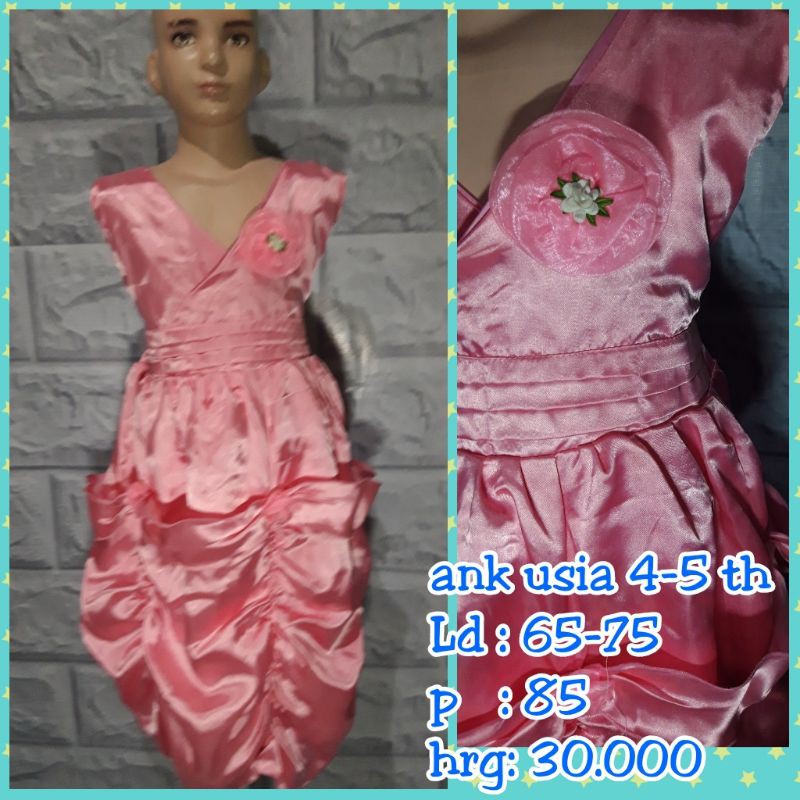 dress pesta satin pink