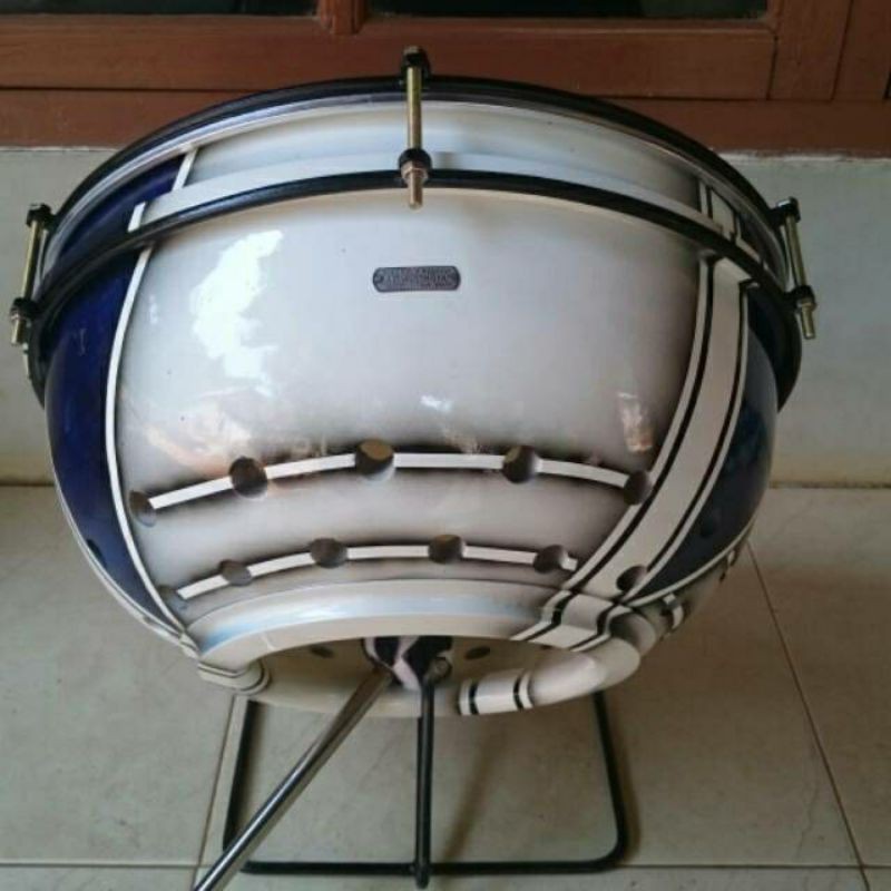 bas ceper bas tawon Motip