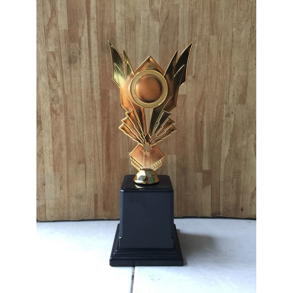 

Piala/Trophy TKCFT8 JUARA 3