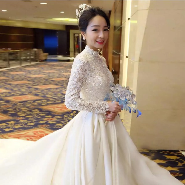 Gaun Pengantin Ekor Wedding Dress Bridal Gown Kebaya Pernikahan Import Trailing Tail Lengan Panjang