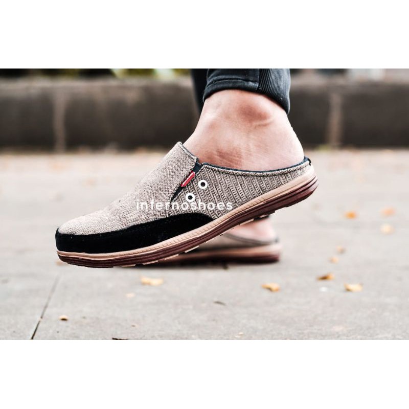 Sepatu Casual Slip On Pria Bustong Suede Kanvas