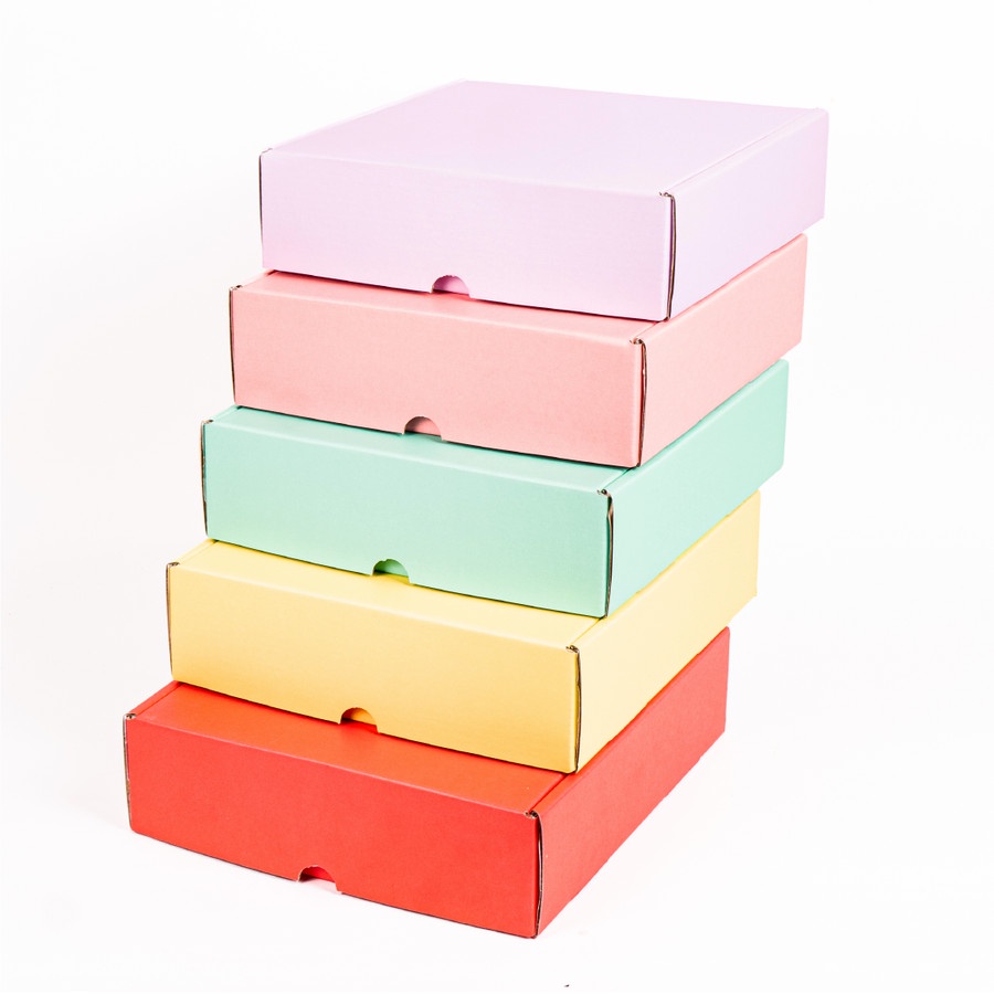 

Colorful Mailer Box | Box Kardus warna warni - Uk. 22 x 22 x 6 cm