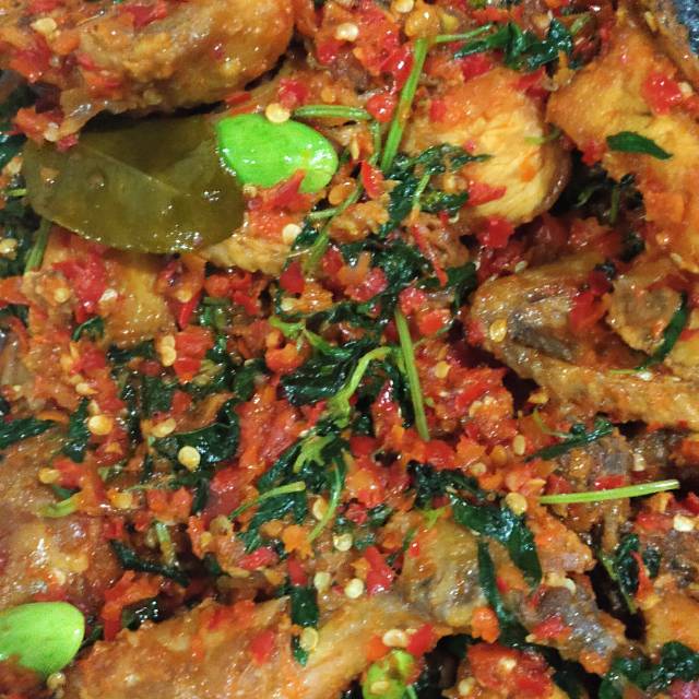 

Ayam kemangi 1 ayam utuh