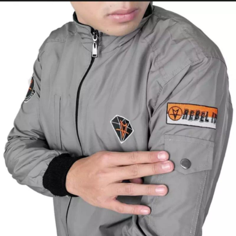 Jaket parasut pria - Jaket Waterproof cowok outdoor - Jaket Pria harrington turtle neck Distro