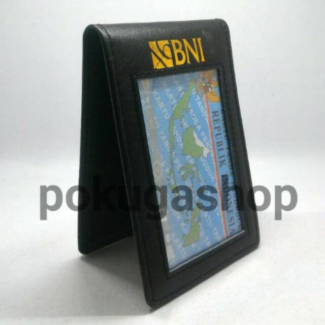 

Name tag kulit logo bank bni /id card holder /nametag kulit /name tag kulit bni /name tag perbankan